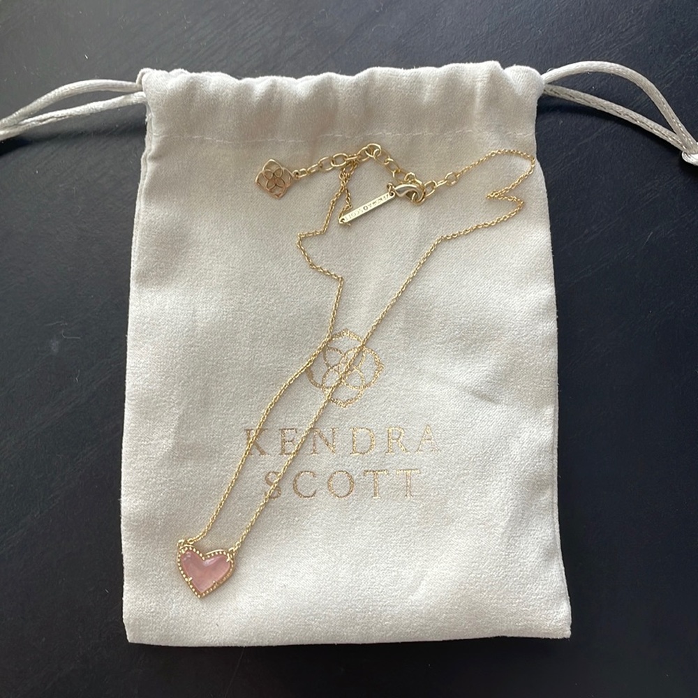 Kendra Scott Ari Heart Necklace
